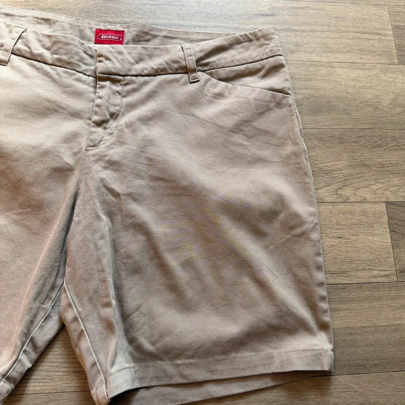 Vintage men’s dickies beige tan chino skater shorts W38 (08)
