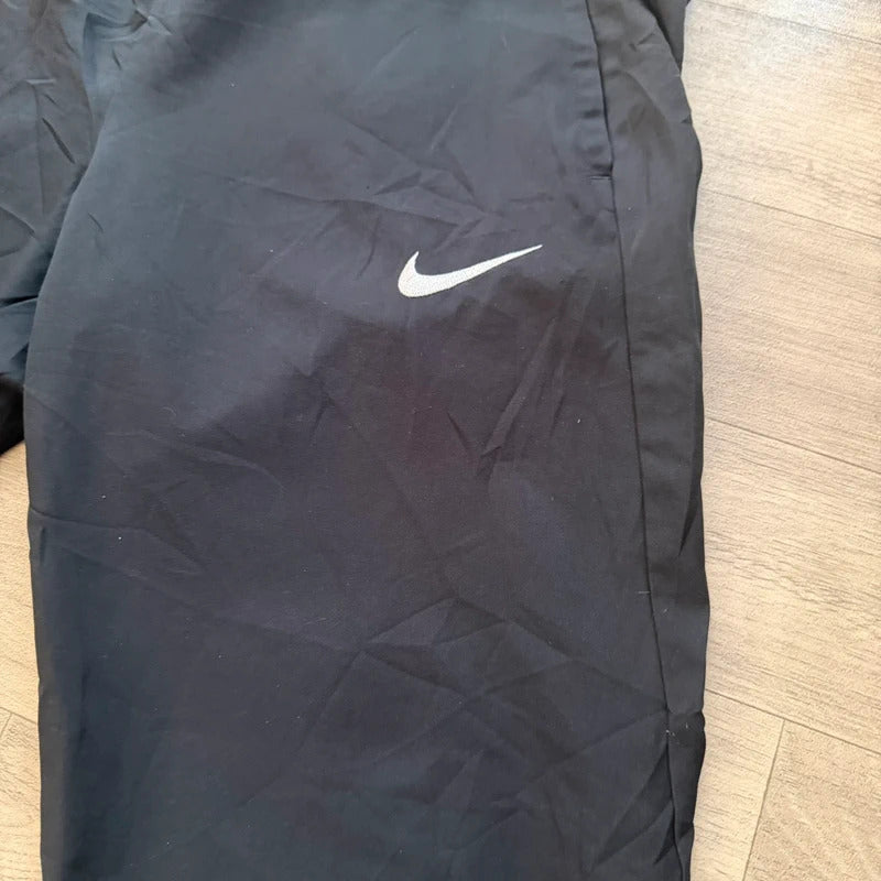 Vintage Nike dri-fit black Y2K nylon joggers size S 150