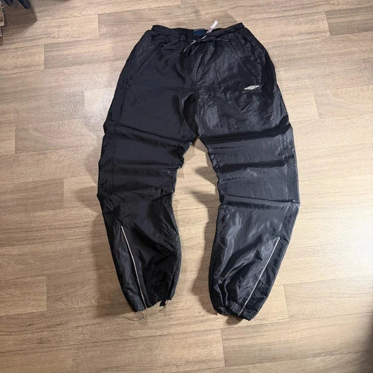 Umbro essentials vintage Y2K black nylon mesh track pants size S 226