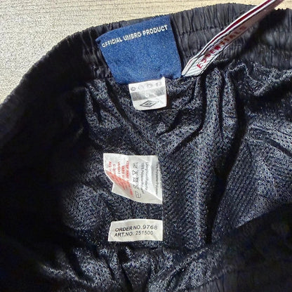 Umbro essentials vintage Y2K black nylon mesh track pants size S 226