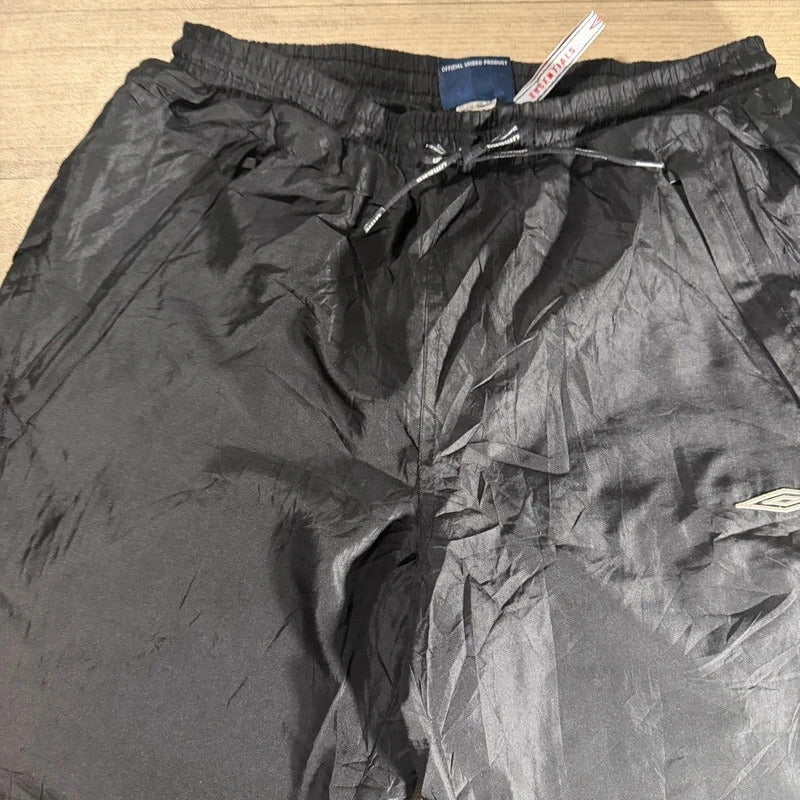 Umbro essentials vintage Y2K black nylon mesh track pants size S 226