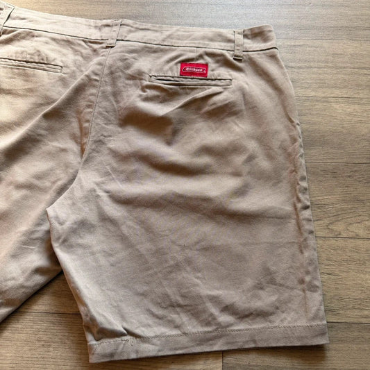 Vintage men’s dickies beige tan chino skater shorts W38 (08)
