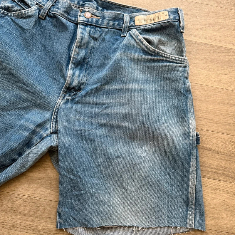 Vintage 2000s Dickies denim blue carpenter jean shorts Y2K W36 (12)